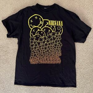Vintage 2007 Nirvana Many Smiles Smiley Graphic Grunge Rock Band T-shirt XL Blk
